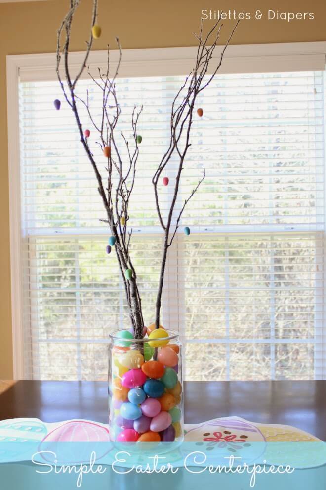 Simple DIY Easter Centerpiece
