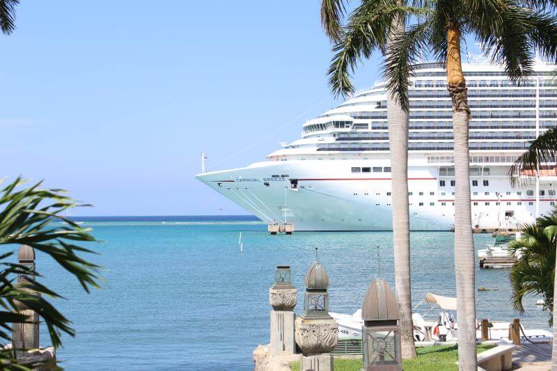 Carnival Breeze: Aruba via Stilettos and Diapers