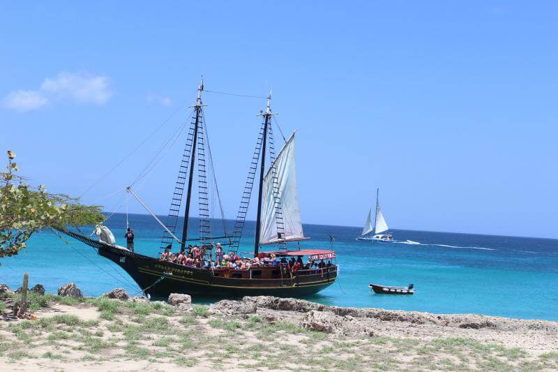 Carnival Breeze: Aruba via Stilettos and Diapers