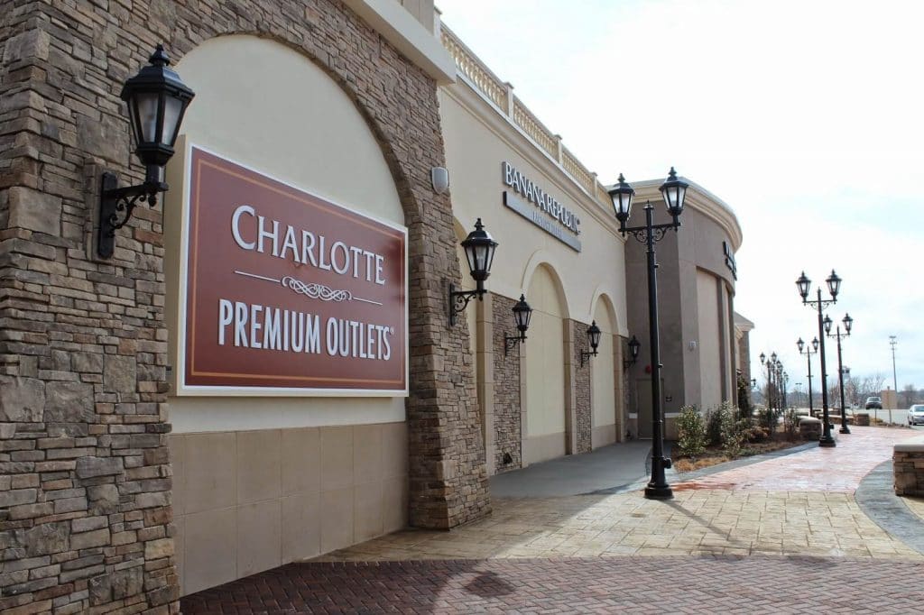 Outlet Malls: Designer Duds, Mom Budget - Stilettos & Diapers