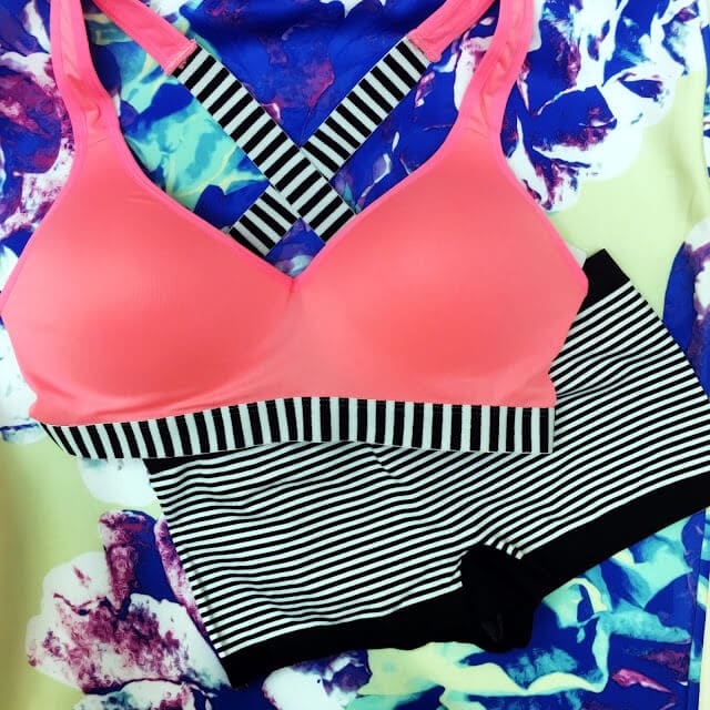 Stripe sports bra and boyshorts