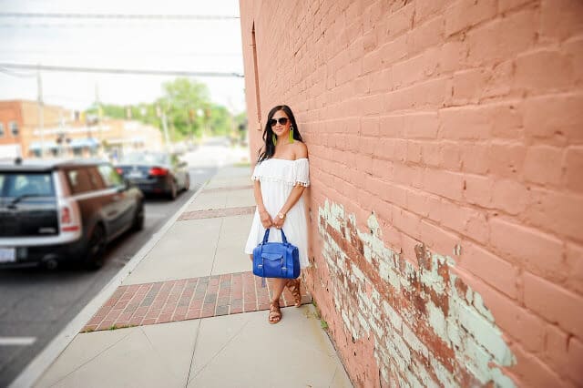 How to wear white off shoulder dress, Amanda Overmeyer Photography