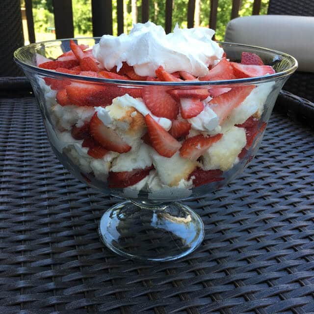 Simple Strawberry Trifle
