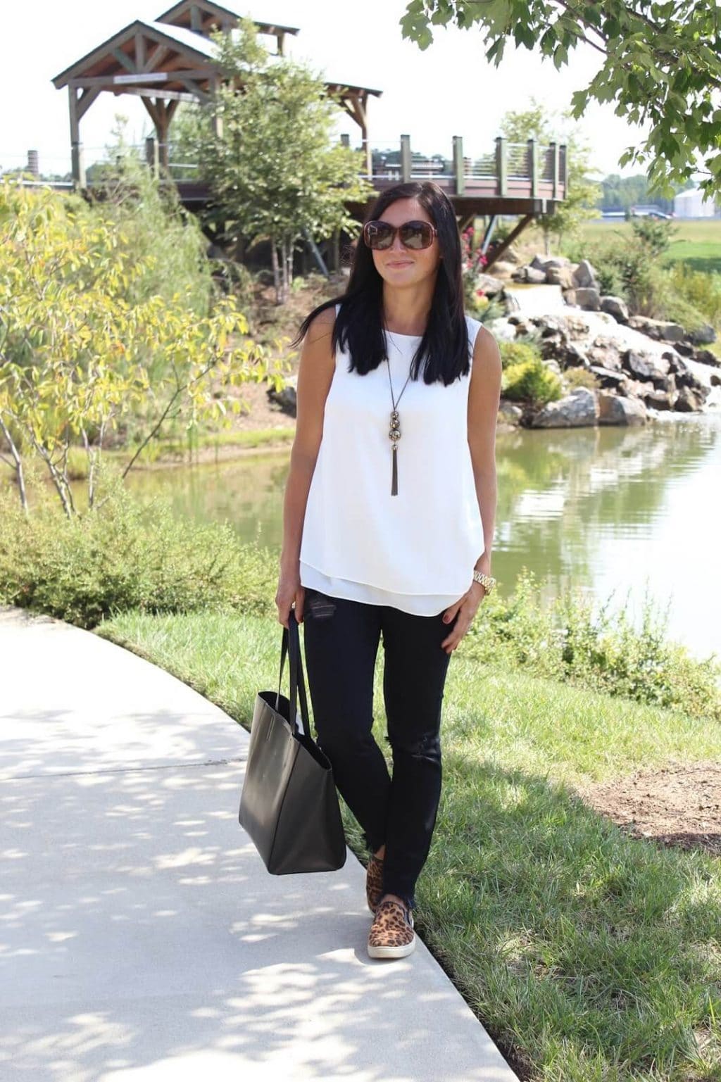 Black, white and leopard, easy outfit for fall transition