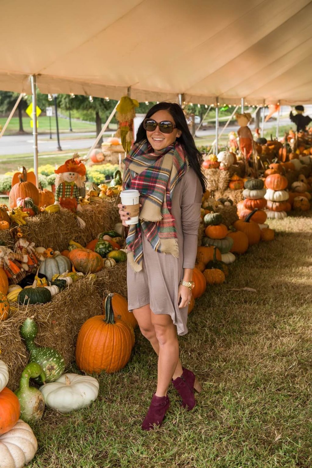 Outfits with burgundy on sale booties