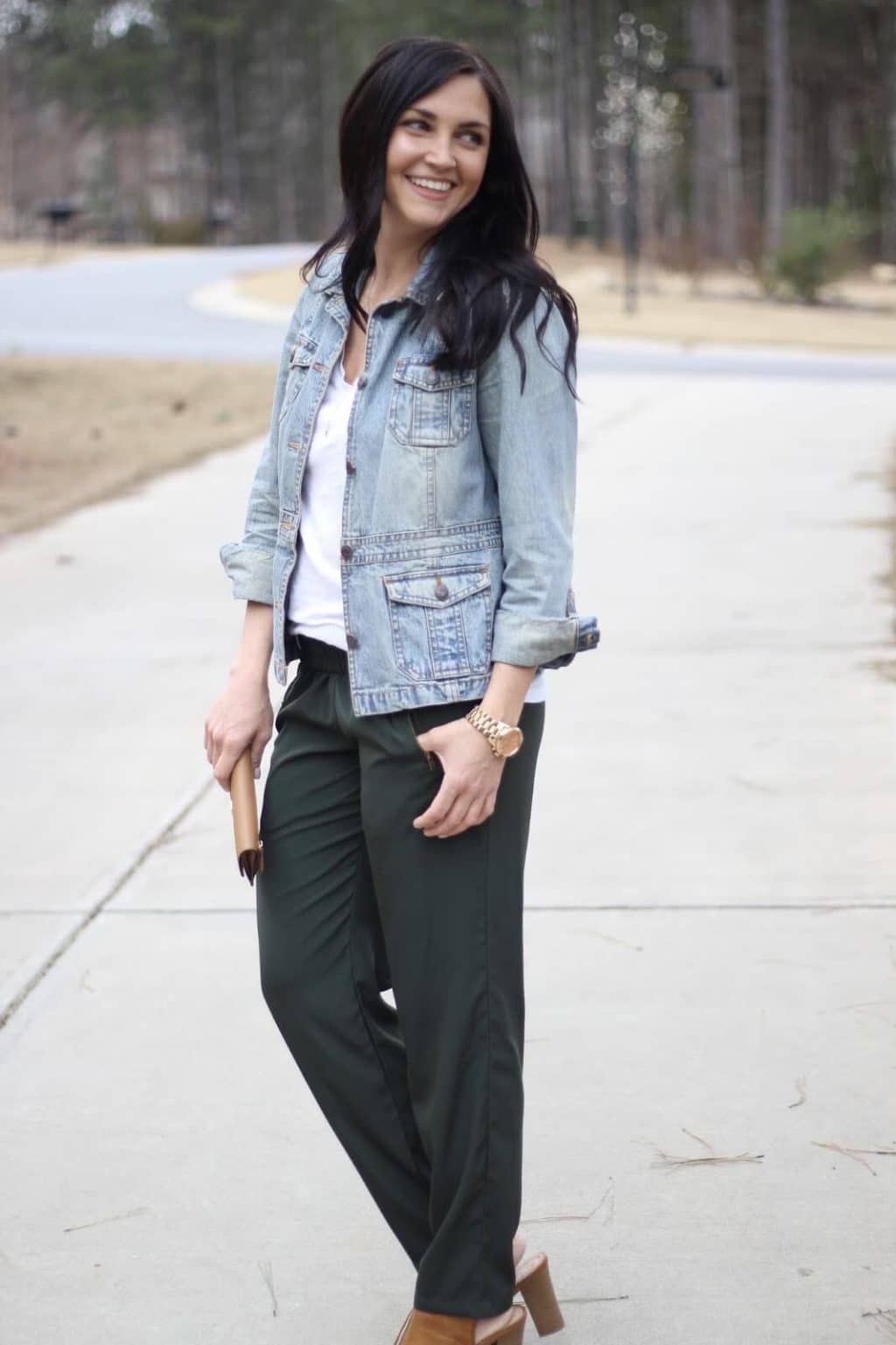 Paper Bag Pants + Linkup - Straight A Style  Work outfit, Pants outfit  work, White floral blouse