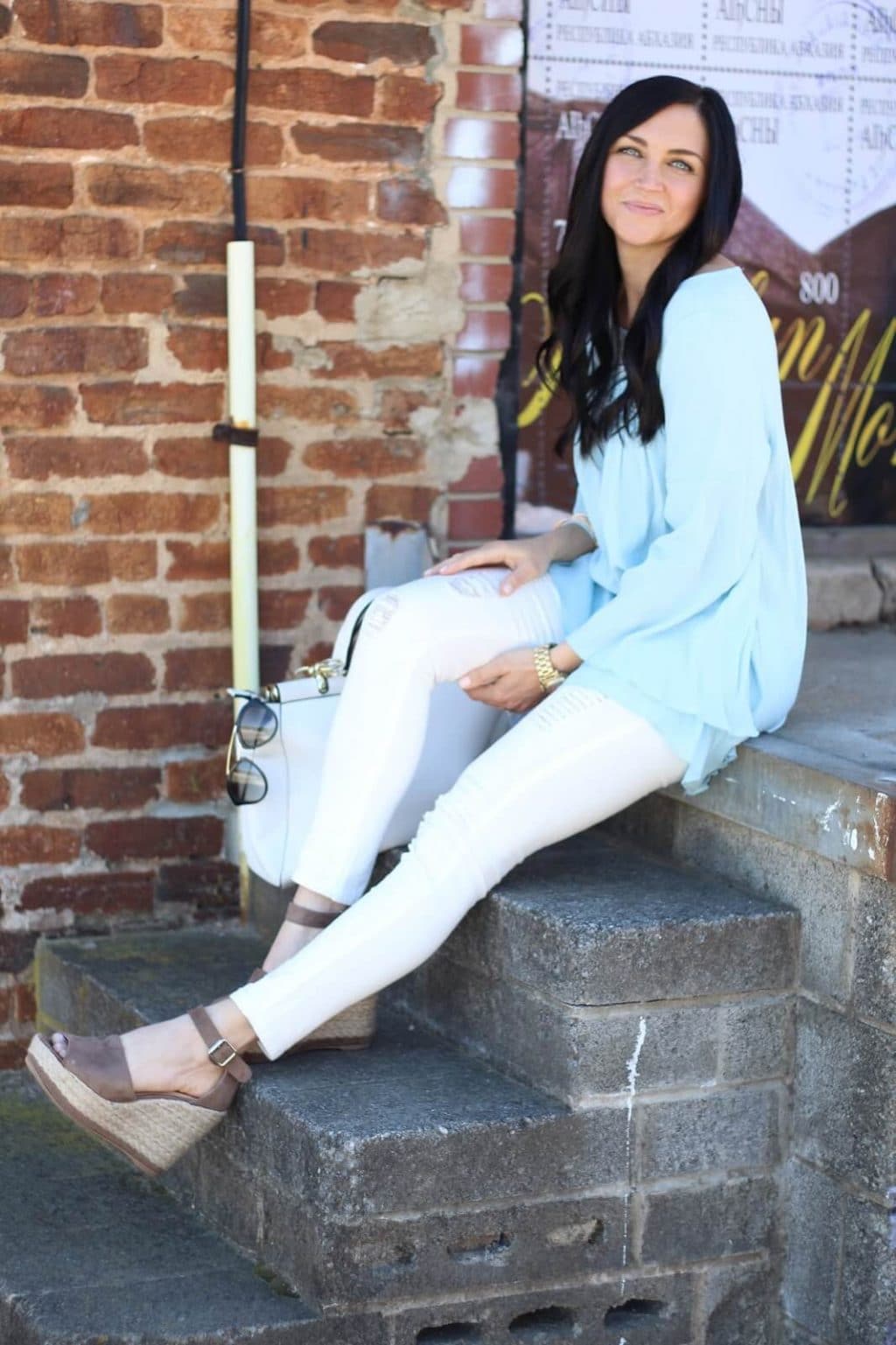 Light blue embroidery blouse, white jeans, Stilettos and Diapers