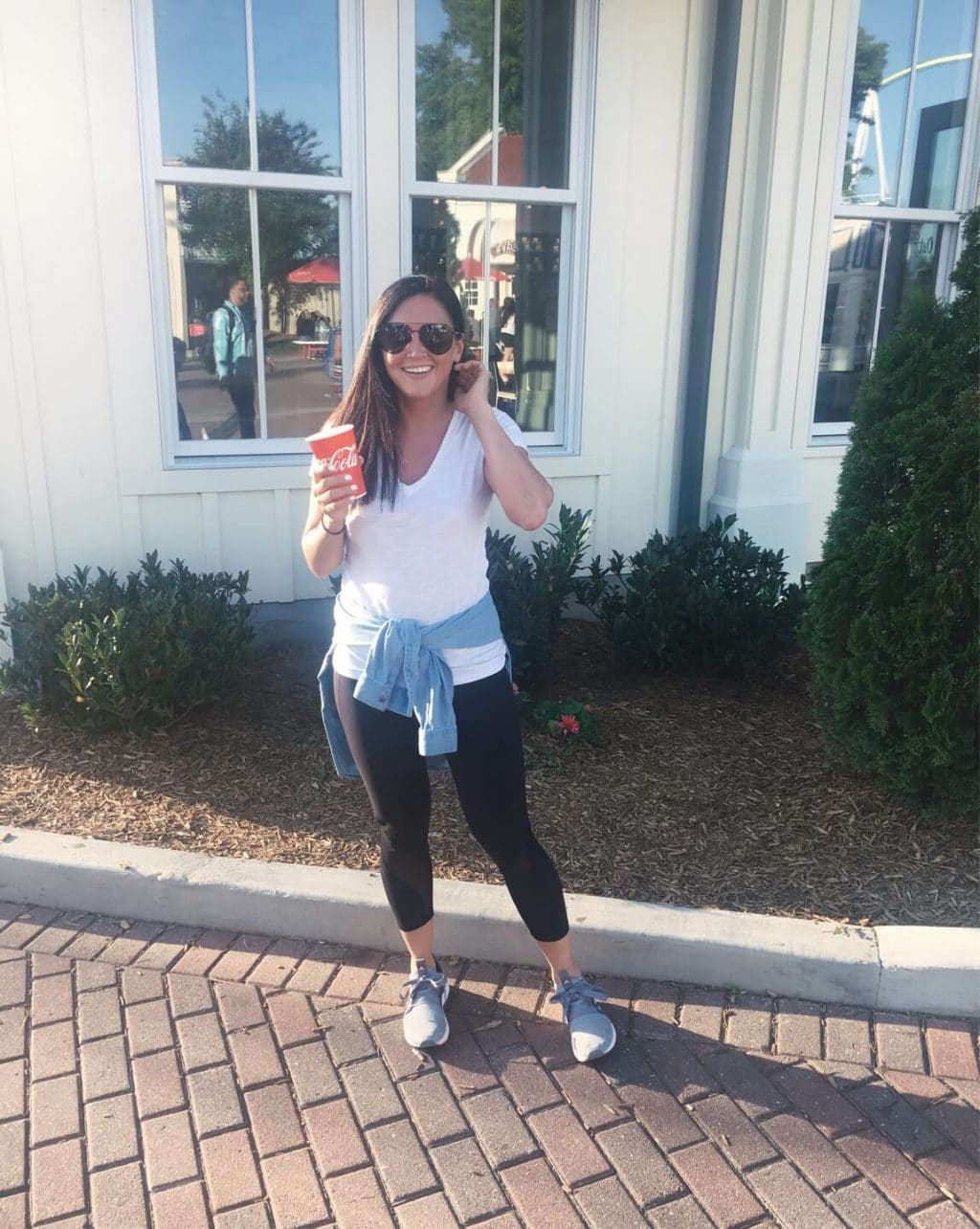 Carowinds, Comfortable mom style, Molly Wey, Stilettos and Diapers
