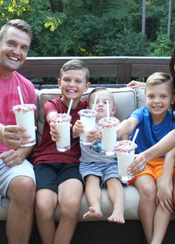 Family Summer Fun, Froot Loop Milkshakes, Stilettos and Diapers
