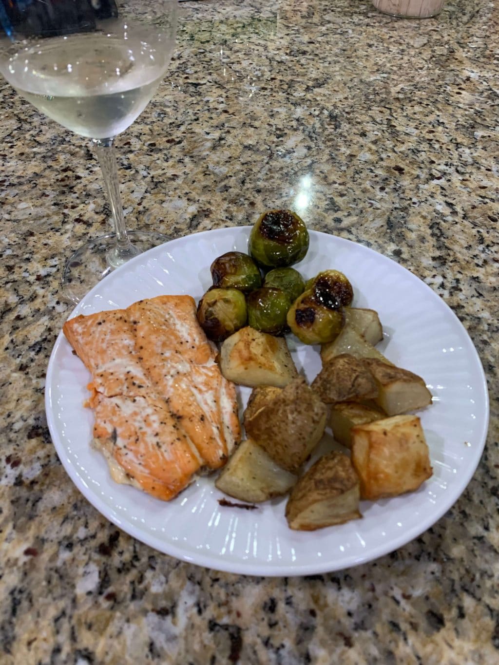 Sheetpan Salmon and veggies, Stilettos and Diapers, Easy family meals