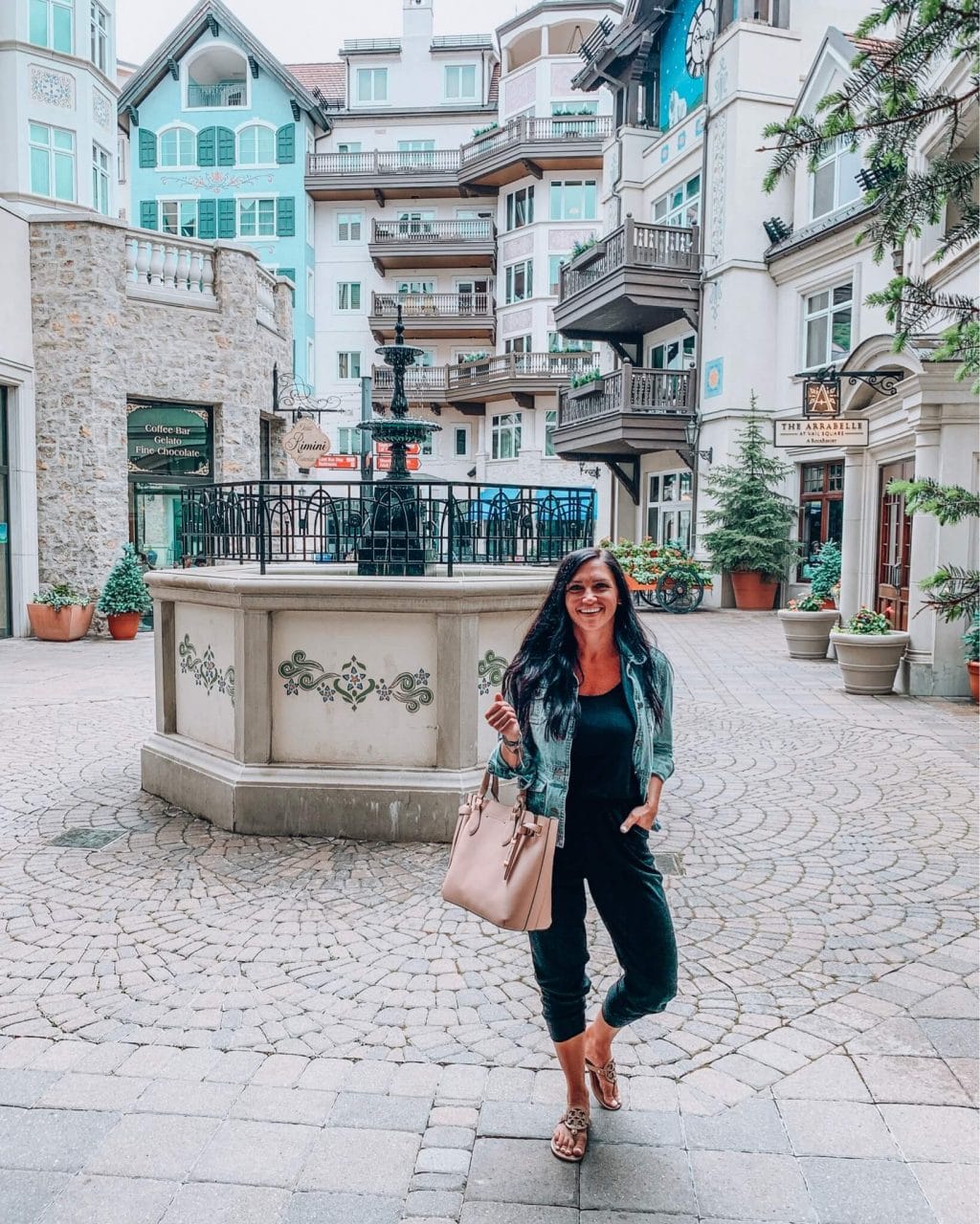 What Molly Wore, Instagram Style, Molly Wey, Stilettos and Diapers, Vail, CO, Travel Style, Black Jumpsuit