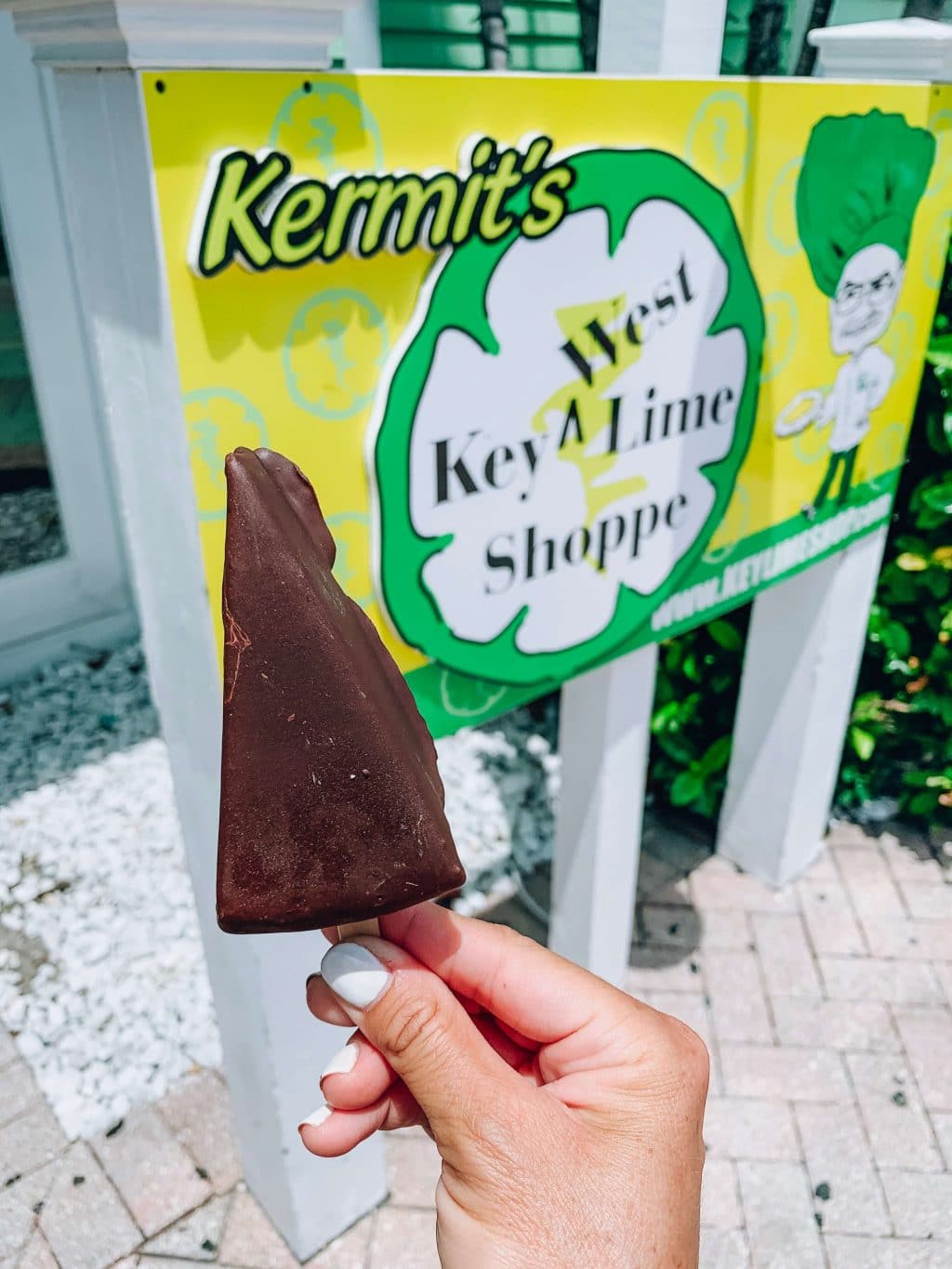 Trip Guide to Key West, Florida, Couples Getaway, Stilettos and Diapers, Kermit's Key Lime Pie on a stick