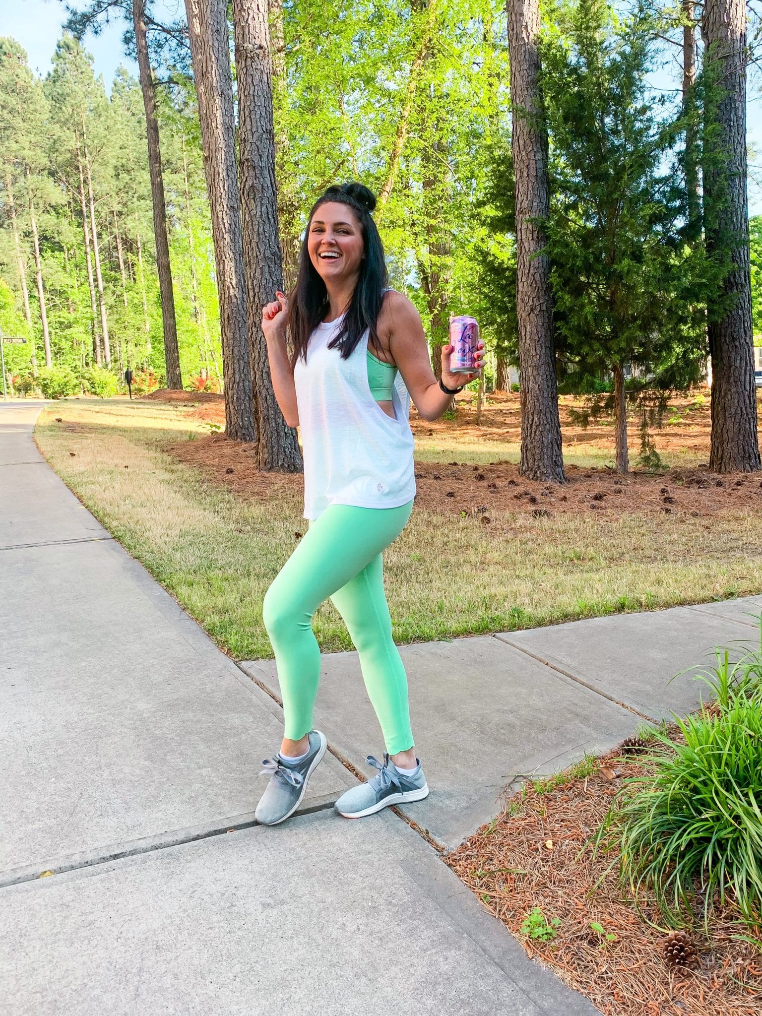 WATCH: Raging woman pulls down yoga pants and defecates in fast