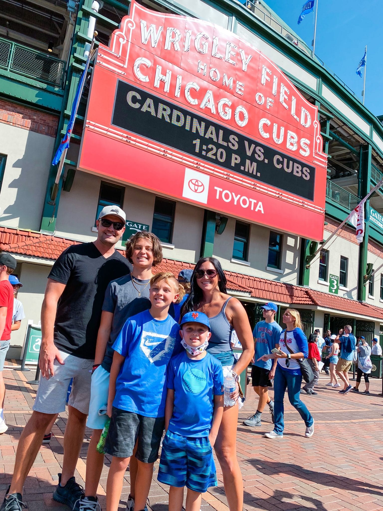 Wrigley Field, Cubs Stadium, Family Travel, Midwest Travel, Stilettos and Diapers