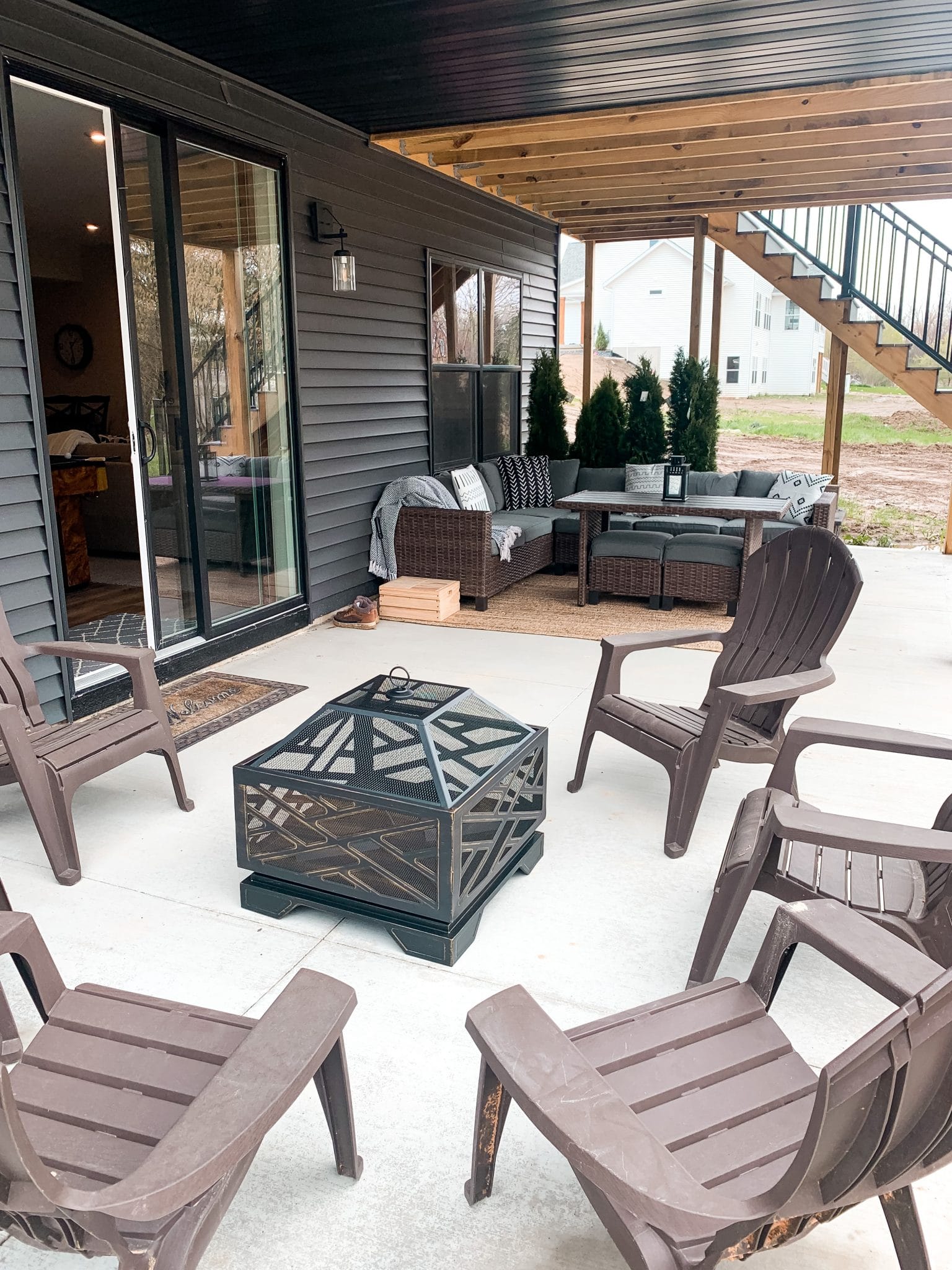 Back porch decor, patio furniture, Affordable patio furniture, Stilettos and Diapers