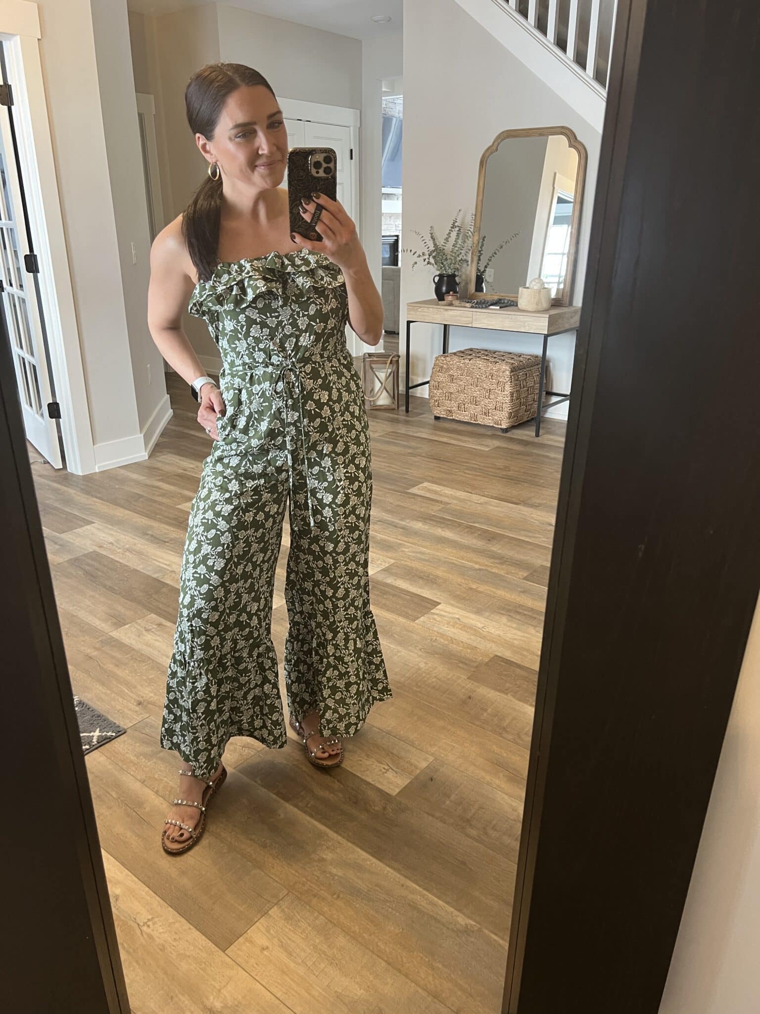 Ruffle floral jumpsuit, Amazon finds, Spring break outfits, Stilettos and Diapers