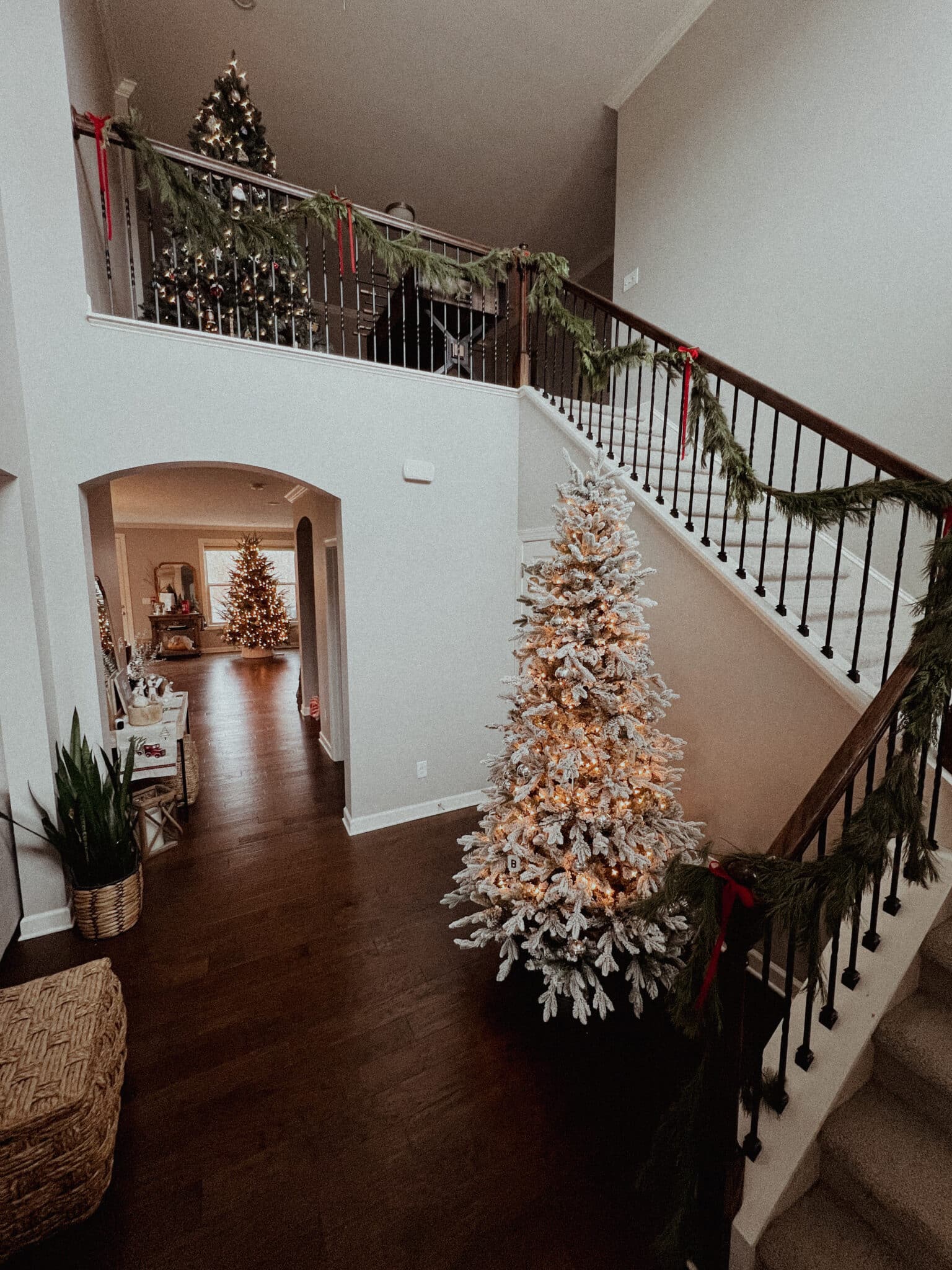 Rustic Christmas decor, King of Christmas trees, Stilettos and Diapers