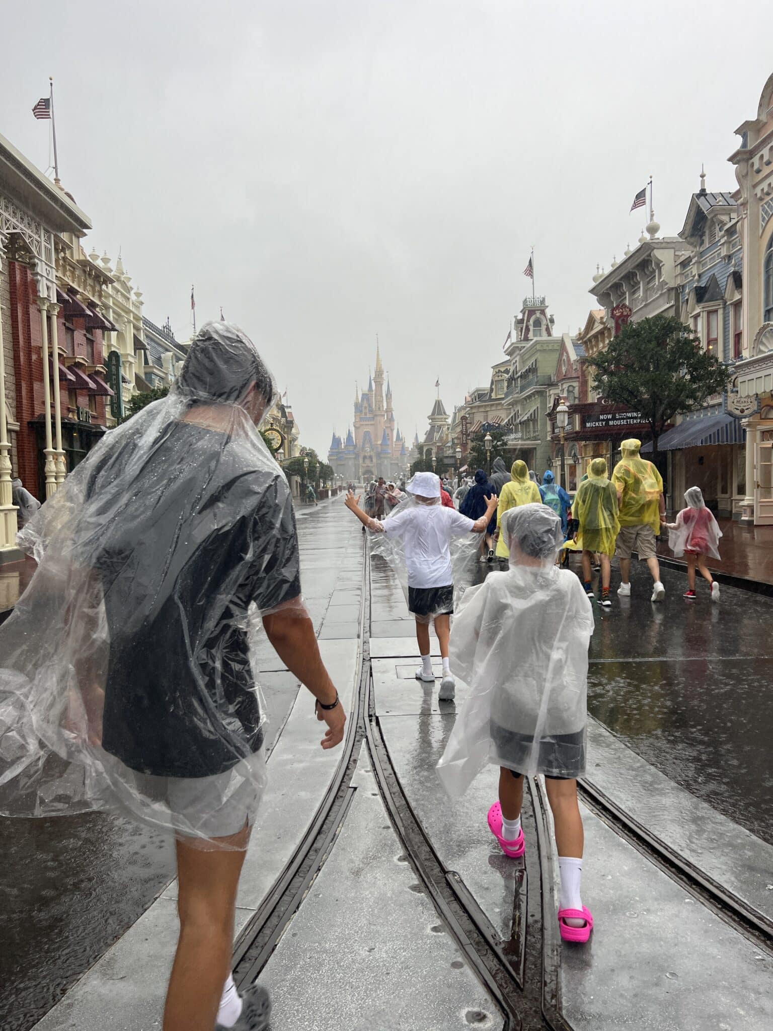 Disneyworld family travel guide, Stilettos and Diapers, Disney with teenagers