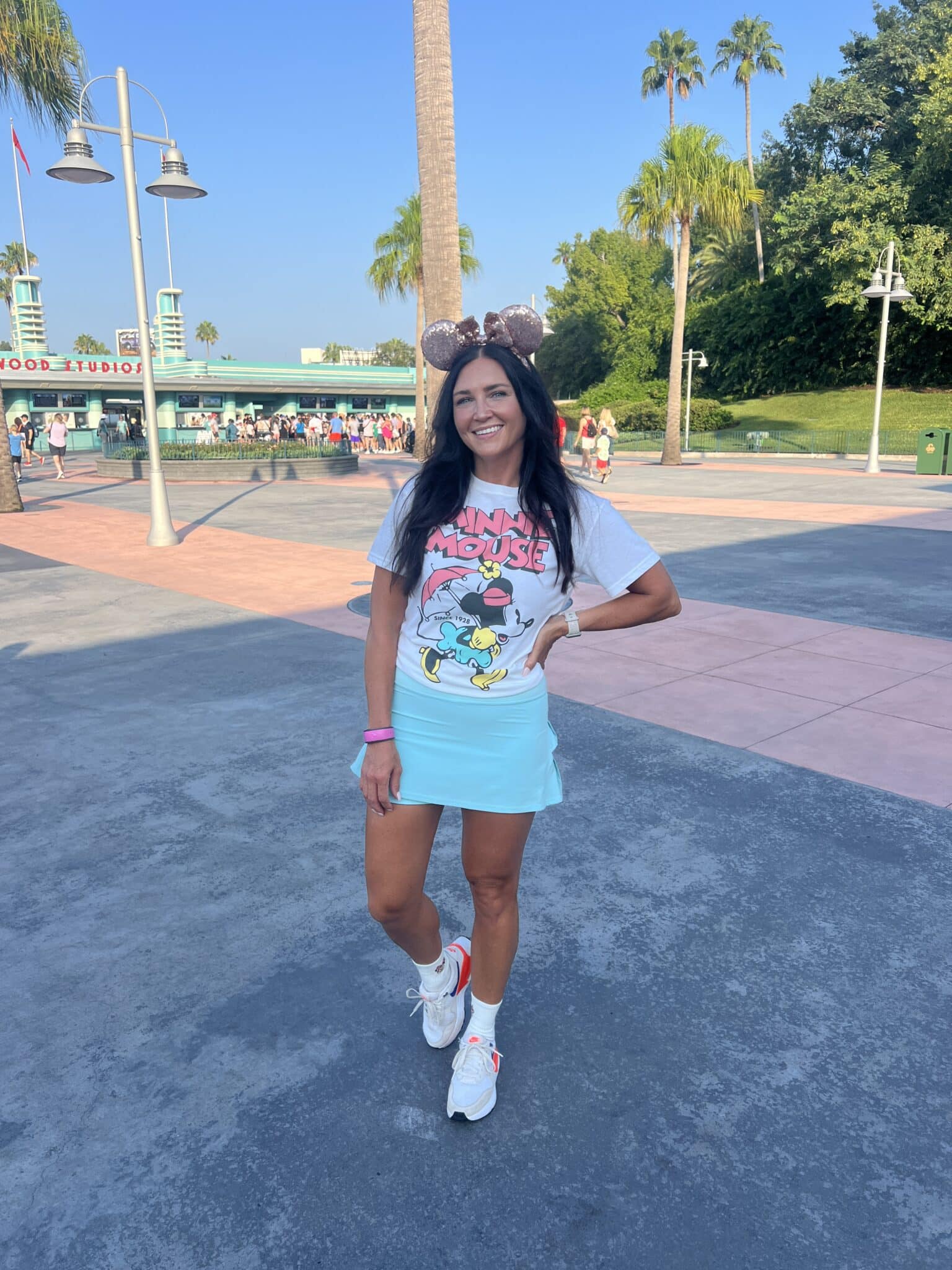 Hollywood Studios, What to wear in Disney, Stilettos and Diapers