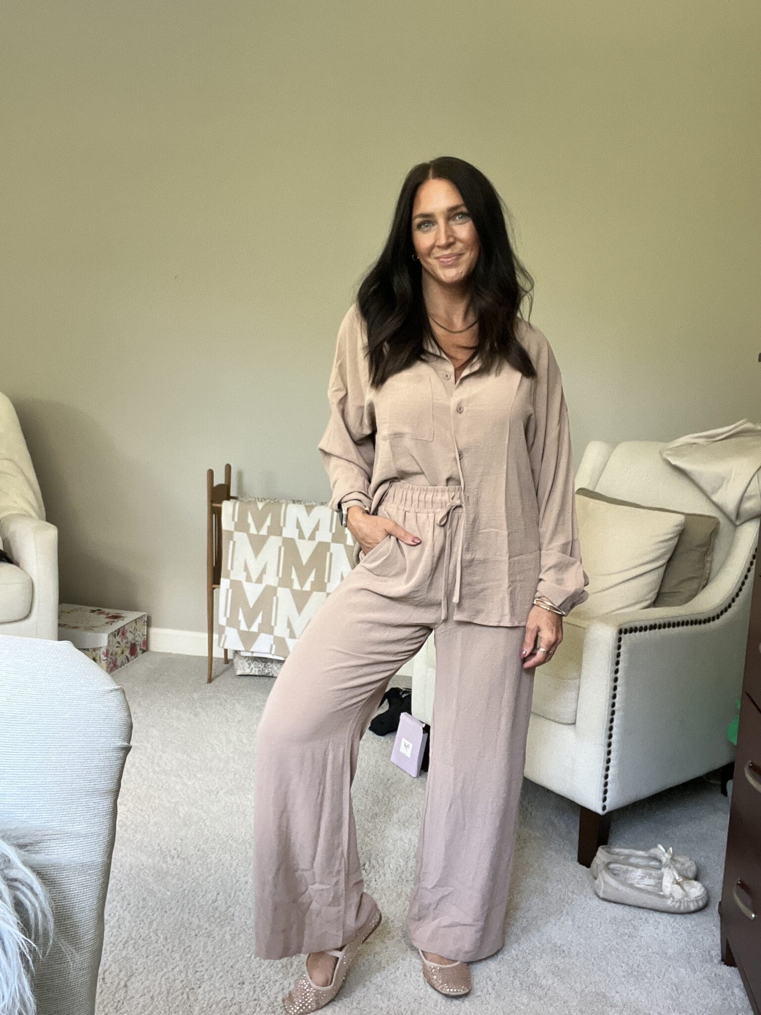 2 piece set, travel outfit, Amazon Fashion, stilettos and diapers, molly wey
