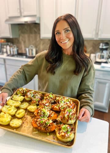 BBQ chicken stuffed potatoes, family friendly dinner idea, family dinner, stilettos and diapers
