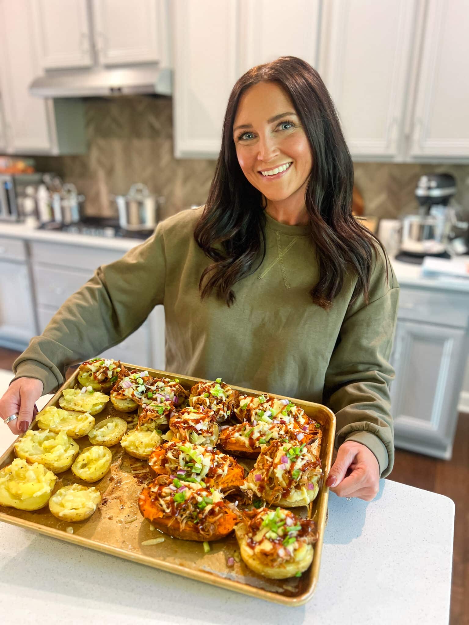 BBQ chicken stuffed potatoes, family friendly dinner idea, family dinner, stilettos and diapers